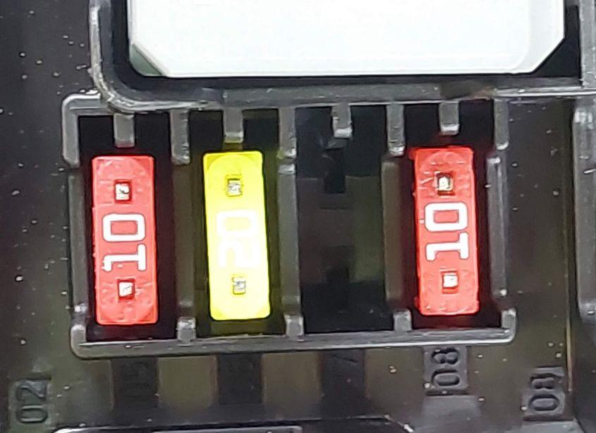 Photo 19 of 2018 Chevrolet Equinox PREMIER (VIN 2GNAXVEV7J6123604)