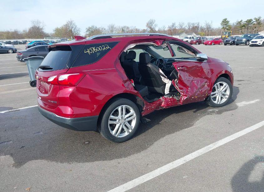 Photo 4 of 2018 Chevrolet Equinox PREMIER (VIN 2GNAXVEV7J6123604)