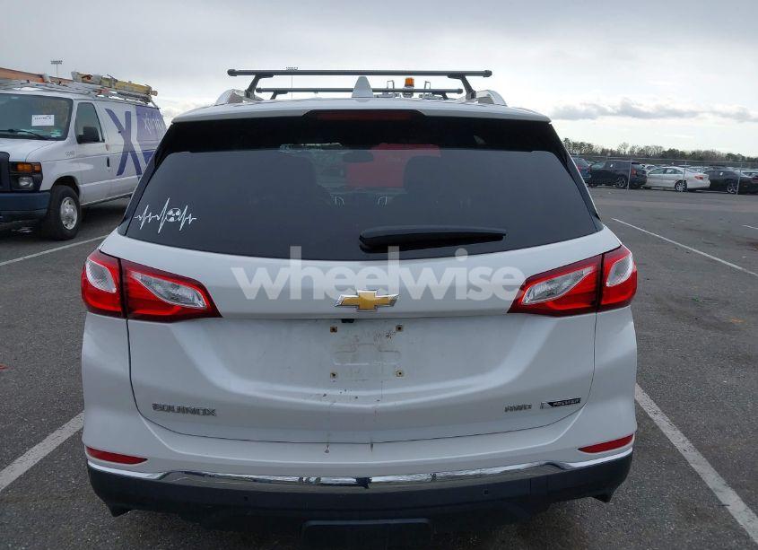 Photo 16 of 2018 Chevrolet Equinox PREMIER (VIN 2GNAXVEV8J6110621)