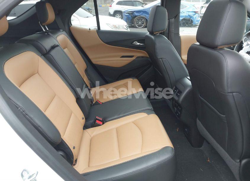 Photo 8 of 2018 Chevrolet Equinox PREMIER (VIN 2GNAXVEV8J6110621)