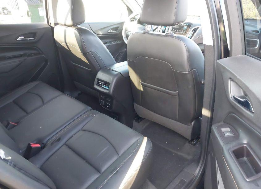 Photo 8 of 2018 Chevrolet Equinox PREMIER (VIN 2GNAXVEV8J6122851)