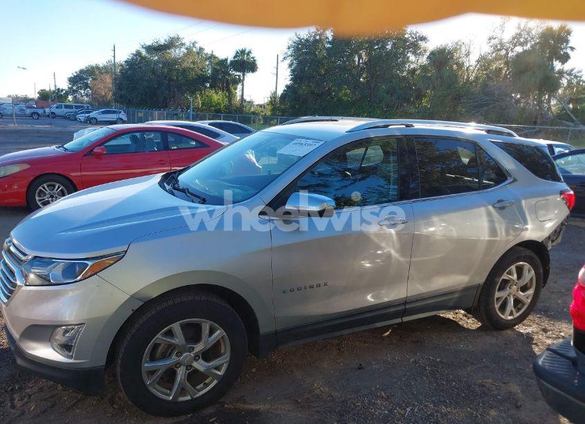 Photo 14 of 2018 Chevrolet Equinox PREMIER (VIN 2GNAXVEV8J6188302)