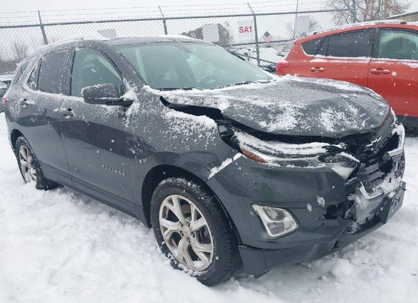 2019 Chevrolet Equinox LT (VIN 2GNAXVEX0K6201286) main photo