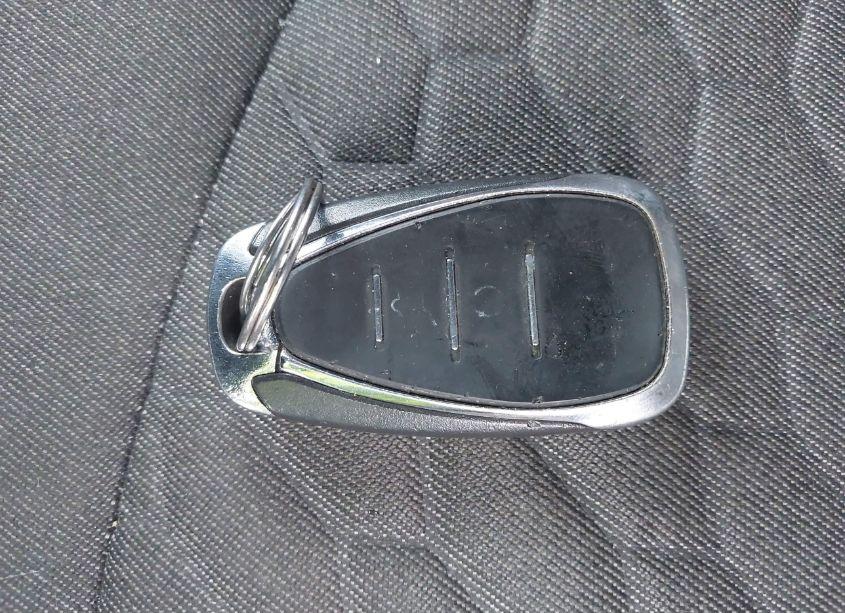 Photo 11 of 2019 Chevrolet Equinox LT (VIN 2GNAXVEX0K6201286)