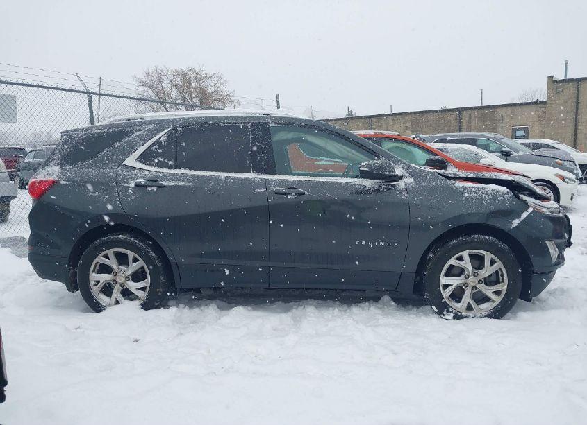 Photo 13 of 2019 Chevrolet Equinox LT (VIN 2GNAXVEX0K6201286)