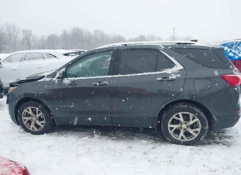 Photo 14 of 2019 Chevrolet Equinox LT (VIN 2GNAXVEX0K6201286)