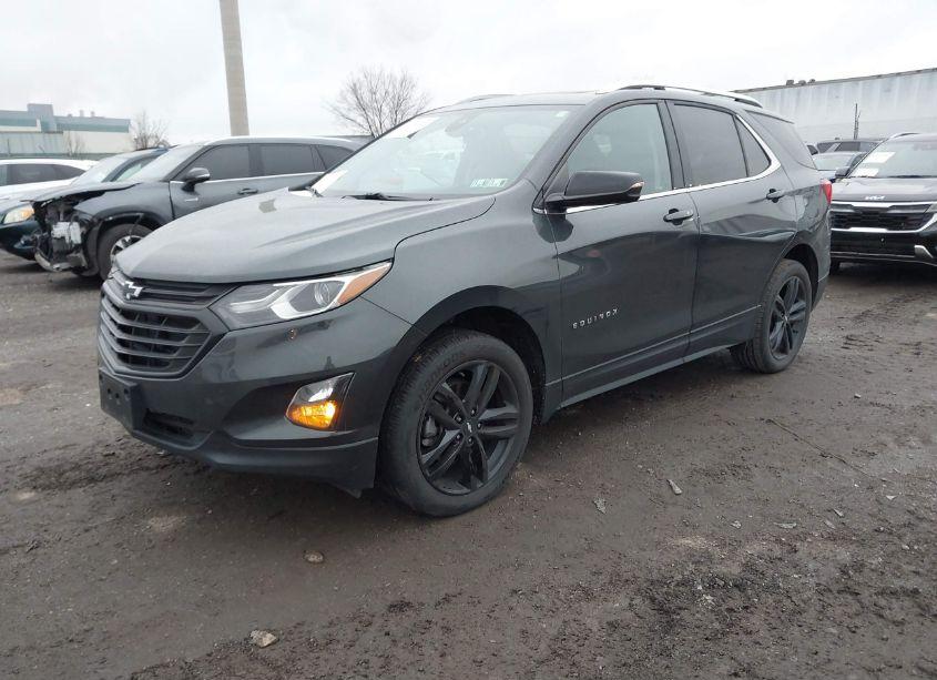 Photo 2 of 2020 Chevrolet Equinox AWD LT 2.0L TURBO (VIN 2GNAXVEX0L6261487)