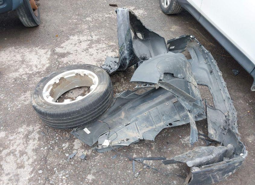 Photo 12 of 2019 Chevrolet Equinox LT (VIN 2GNAXVEX1K6196566)