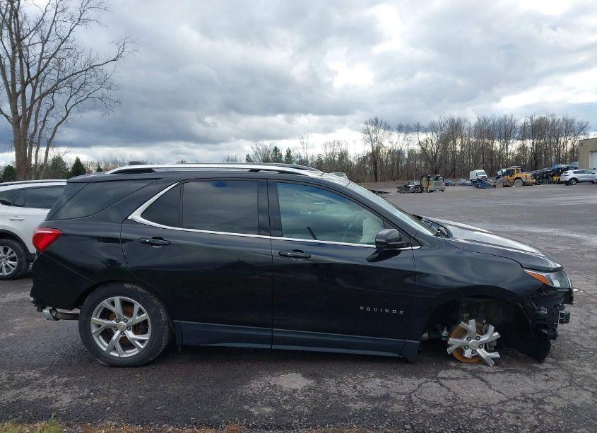 Photo 14 of 2019 Chevrolet Equinox LT (VIN 2GNAXVEX1K6196566)