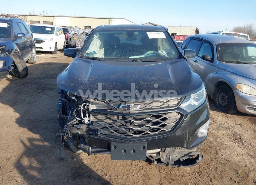 Photo 11 of 2019 Chevrolet Equinox LT (VIN 2GNAXVEX2K6193854)