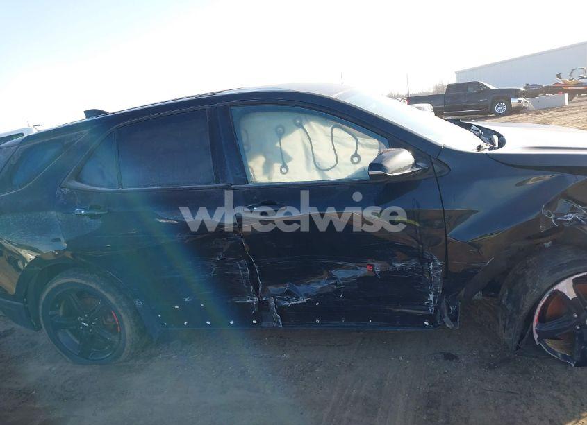 Photo 12 of 2019 Chevrolet Equinox LT (VIN 2GNAXVEX2K6193854)