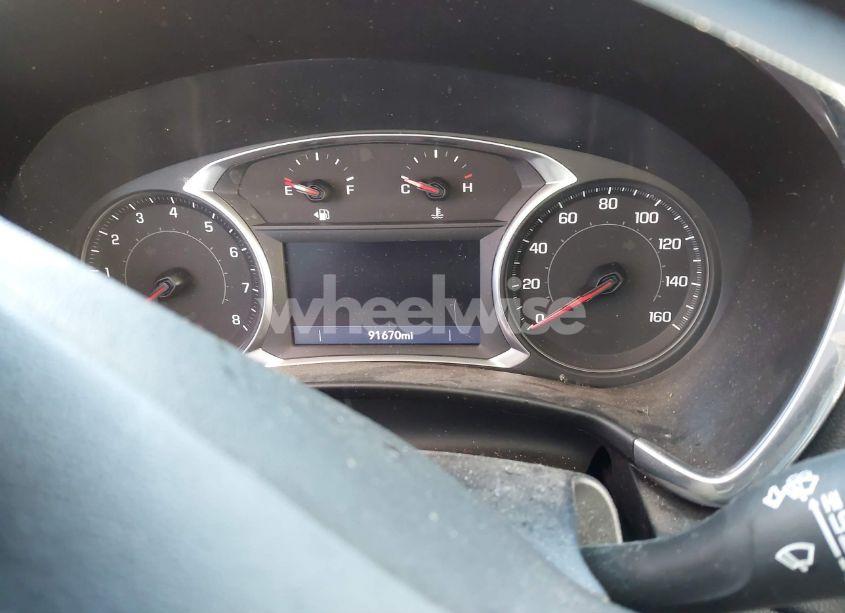 Photo 14 of 2019 Chevrolet Equinox LT (VIN 2GNAXVEX2K6193854)