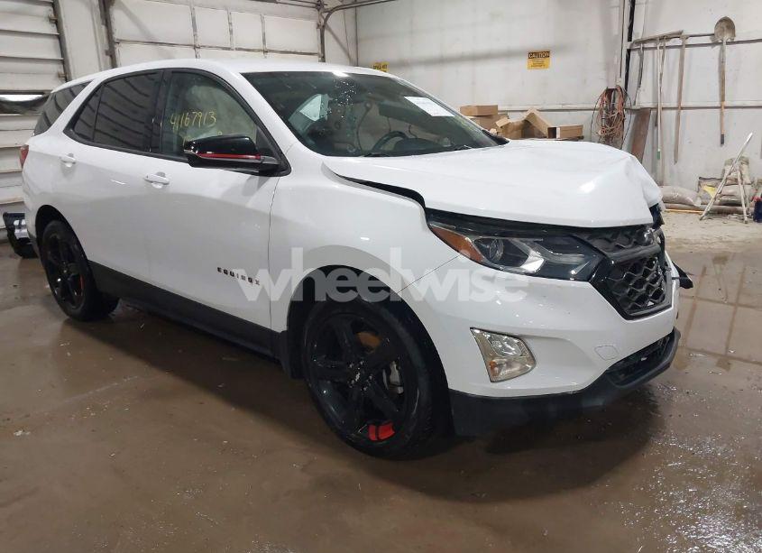2019 Chevrolet Equinox LT (VIN 2GNAXVEX2K6214153) main photo