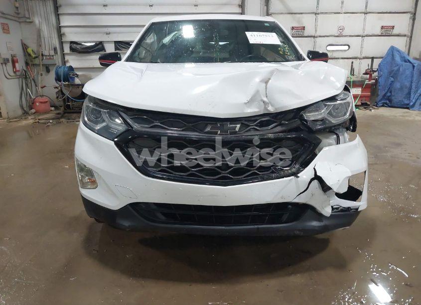 Photo 11 of 2019 Chevrolet Equinox LT (VIN 2GNAXVEX2K6214153)