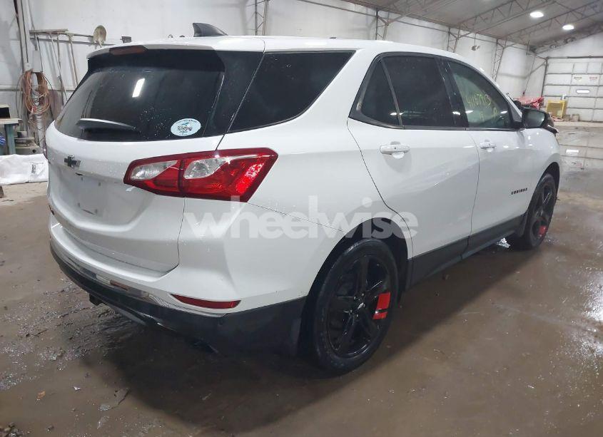 Photo 4 of 2019 Chevrolet Equinox LT (VIN 2GNAXVEX2K6214153)