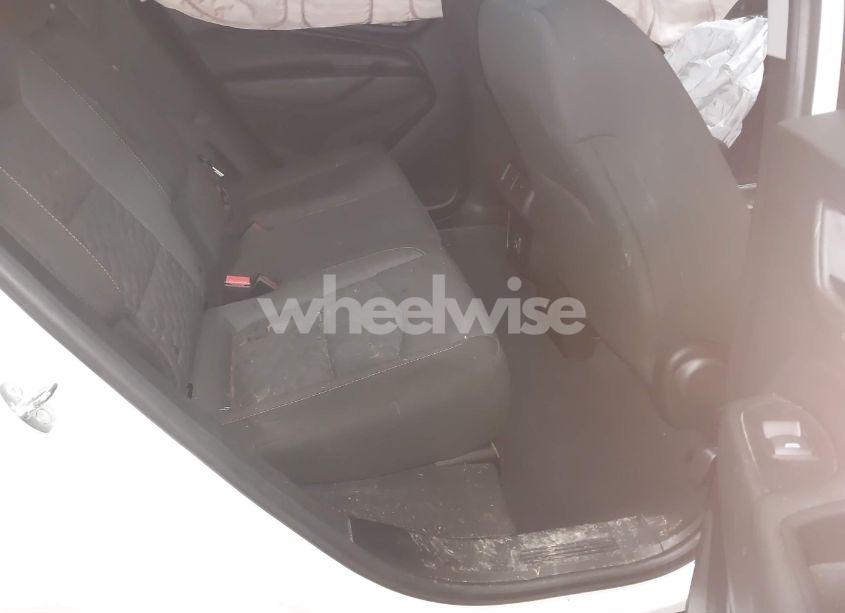 Photo 8 of 2019 Chevrolet Equinox LT (VIN 2GNAXVEX2K6214153)