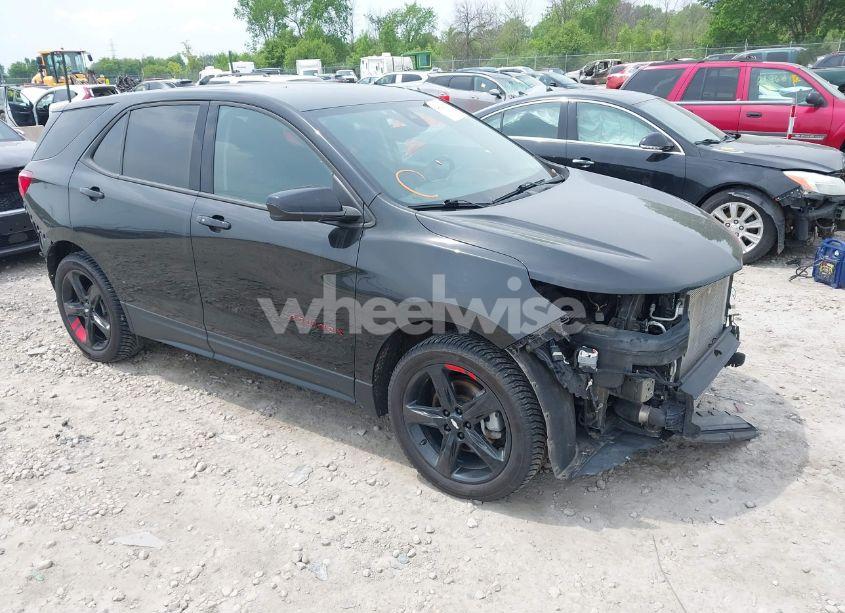 2020 Chevrolet Equinox AWD LT 2.0L TURBO (VIN 2GNAXVEX2L6123675) main photo