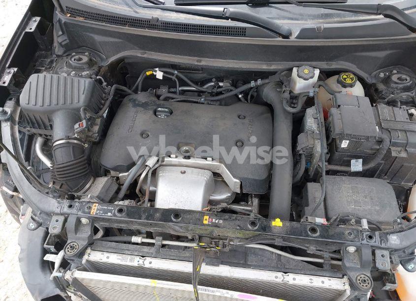 Photo 10 of 2020 Chevrolet Equinox AWD LT 2.0L TURBO (VIN 2GNAXVEX2L6123675)