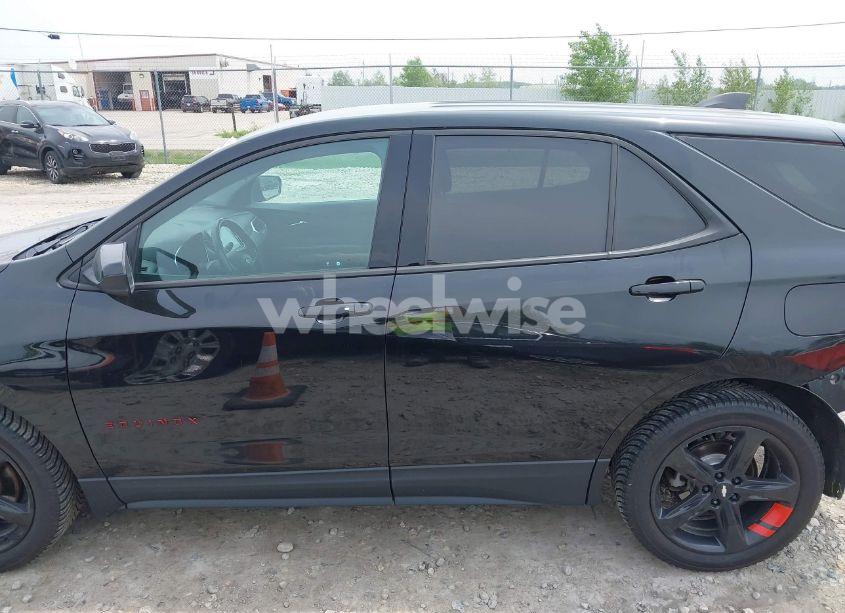 Photo 15 of 2020 Chevrolet Equinox AWD LT 2.0L TURBO (VIN 2GNAXVEX2L6123675)
