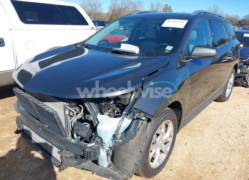 Photo 2 of 2020 Chevrolet Equinox AWD LT 2.0L TURBO (VIN 2GNAXVEX2L6262866)