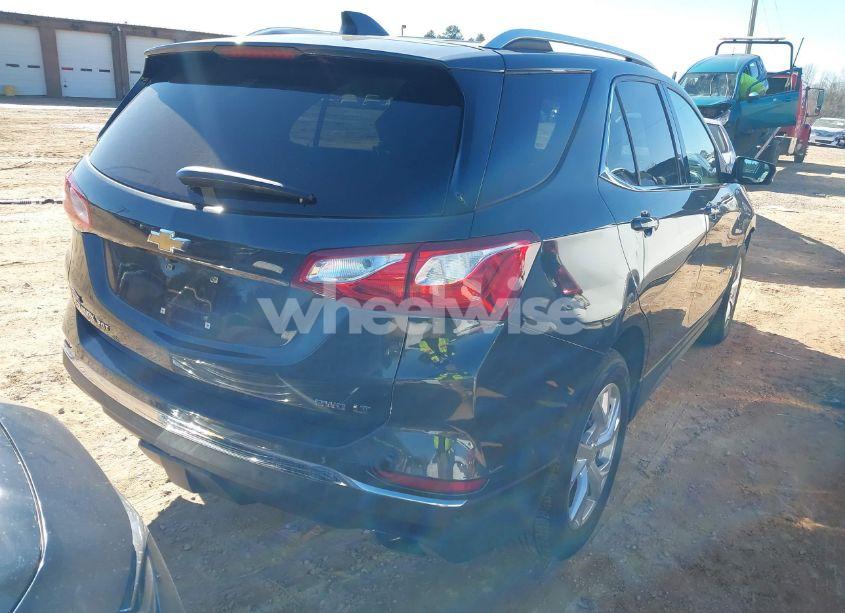 Photo 4 of 2020 Chevrolet Equinox AWD LT 2.0L TURBO (VIN 2GNAXVEX2L6262866)
