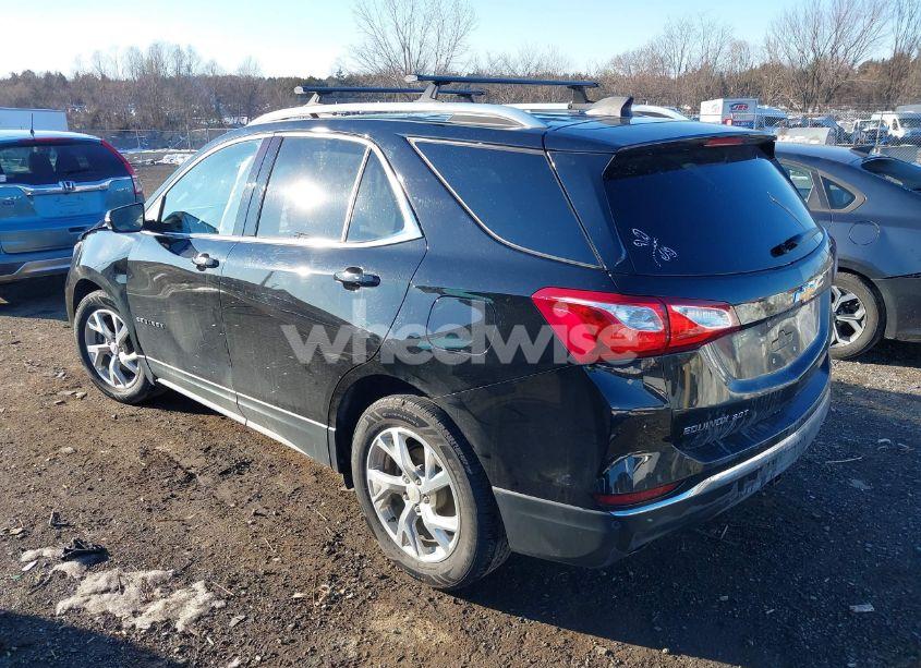 Photo 3 of 2019 Chevrolet Equinox LT (VIN 2GNAXVEX3K6129273)