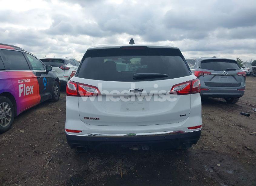 Photo 16 of 2019 Chevrolet Equinox LT (VIN 2GNAXVEX3K6157073)