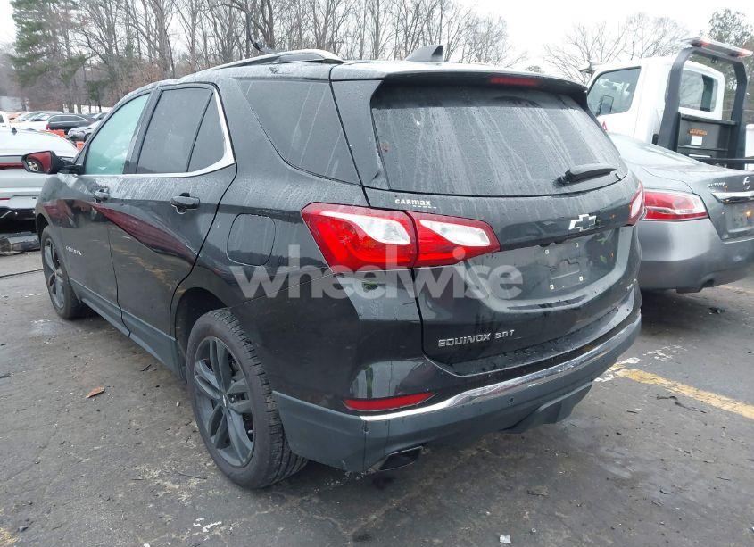 Photo 3 of 2020 Chevrolet Equinox AWD LT 2.0L TURBO (VIN 2GNAXVEX3L6139514)