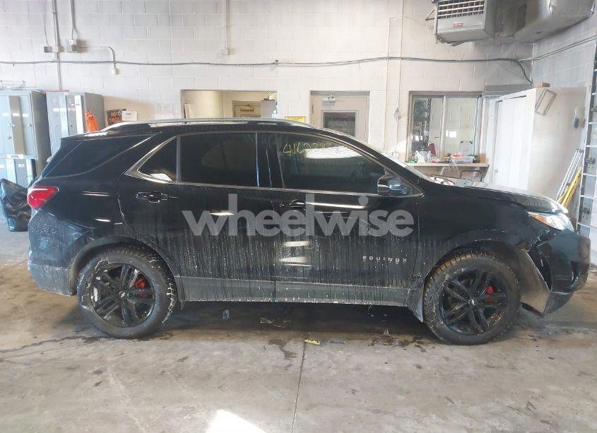 Photo 13 of 2020 Chevrolet Equinox AWD LT 2.0L TURBO (VIN 2GNAXVEX3L6148908)