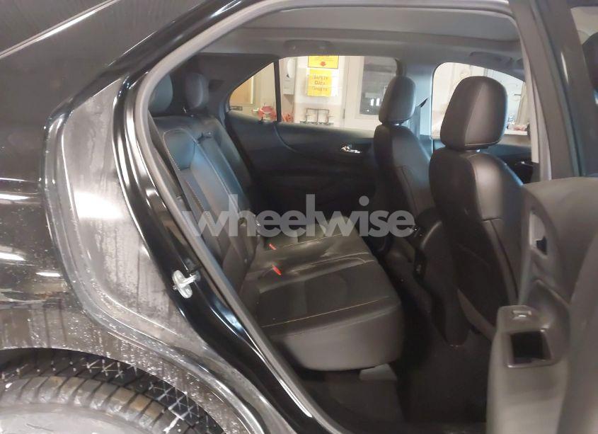 Photo 8 of 2020 Chevrolet Equinox AWD LT 2.0L TURBO (VIN 2GNAXVEX3L6148908)