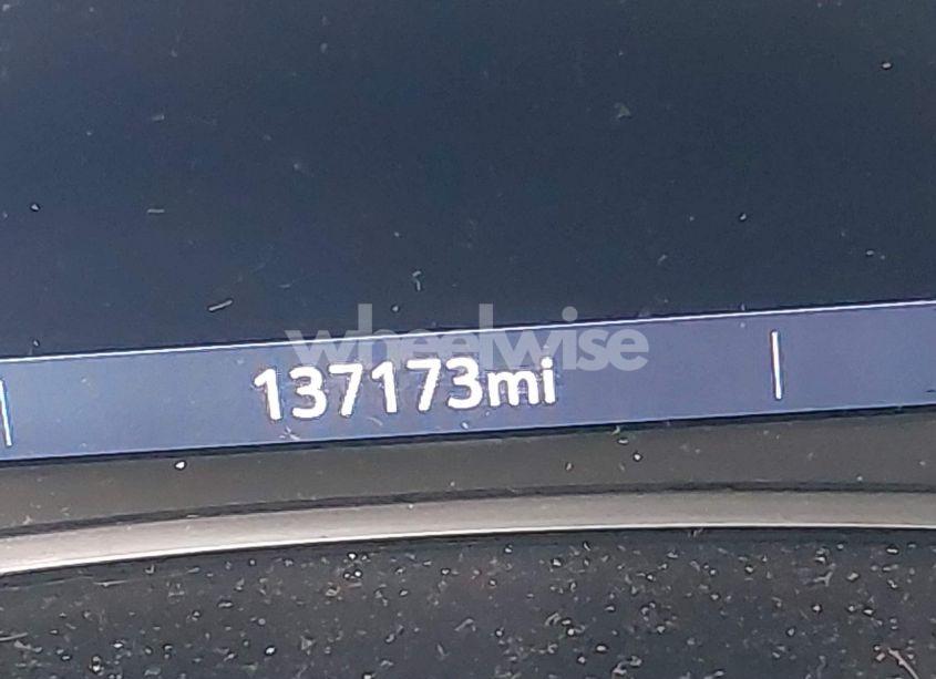 Photo 14 of 2019 Chevrolet Equinox LT (VIN 2GNAXVEX5K6246059)