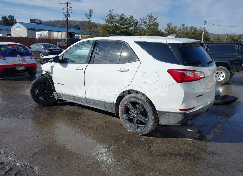Photo 3 of 2019 Chevrolet Equinox LT (VIN 2GNAXVEX5K6246059)