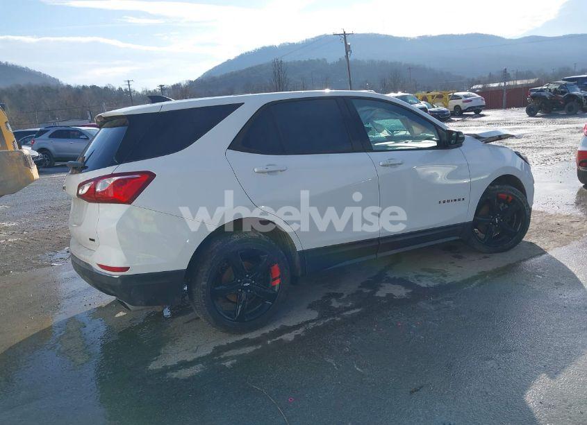 Photo 4 of 2019 Chevrolet Equinox LT (VIN 2GNAXVEX5K6246059)