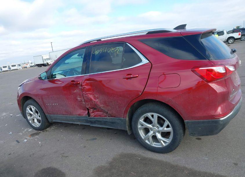 Photo 14 of 2019 Chevrolet Equinox LT (VIN 2GNAXVEX5K6288439)