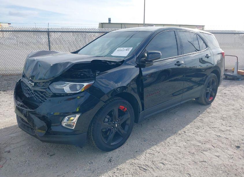 Photo 2 of 2019 Chevrolet Equinox LT (VIN 2GNAXVEX5K6293074)