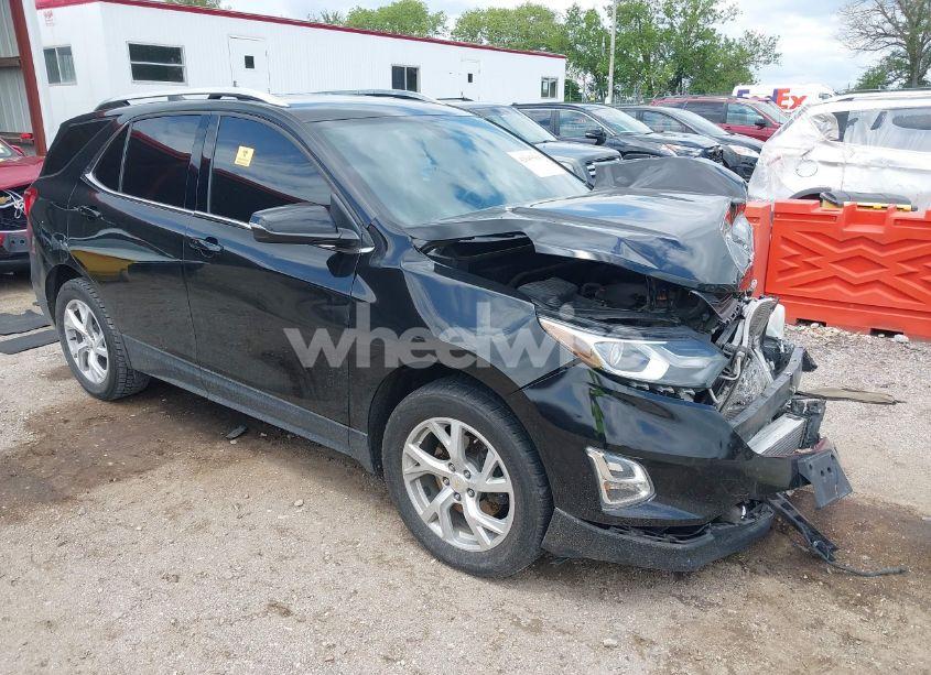 2019 Chevrolet Equinox LT (VIN 2GNAXVEX6K6214219) main photo
