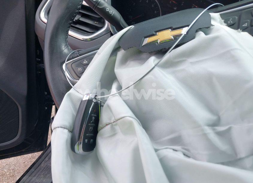 Photo 11 of 2019 Chevrolet Equinox LT (VIN 2GNAXVEX6K6214219)