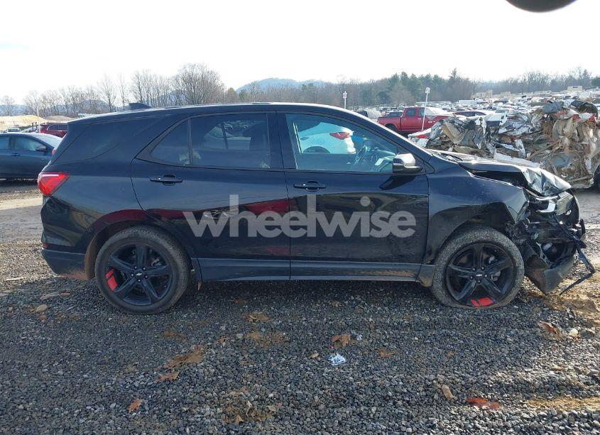 Photo 13 of 2019 Chevrolet Equinox LT (VIN 2GNAXVEX7K6196989)