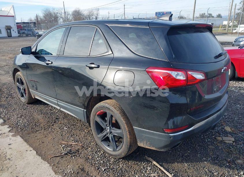 Photo 3 of 2019 Chevrolet Equinox LT (VIN 2GNAXVEX7K6196989)