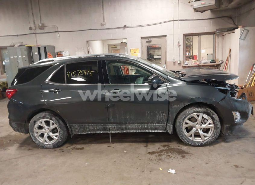Photo 14 of 2020 Chevrolet Equinox AWD LT 2.0L TURBO (VIN 2GNAXVEX7L6129889)