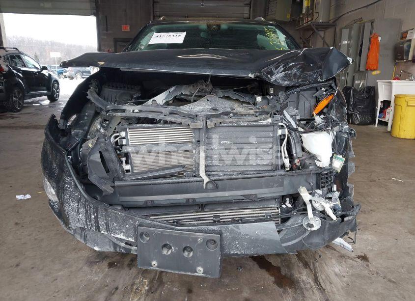 Photo 6 of 2020 Chevrolet Equinox AWD LT 2.0L TURBO (VIN 2GNAXVEX7L6129889)