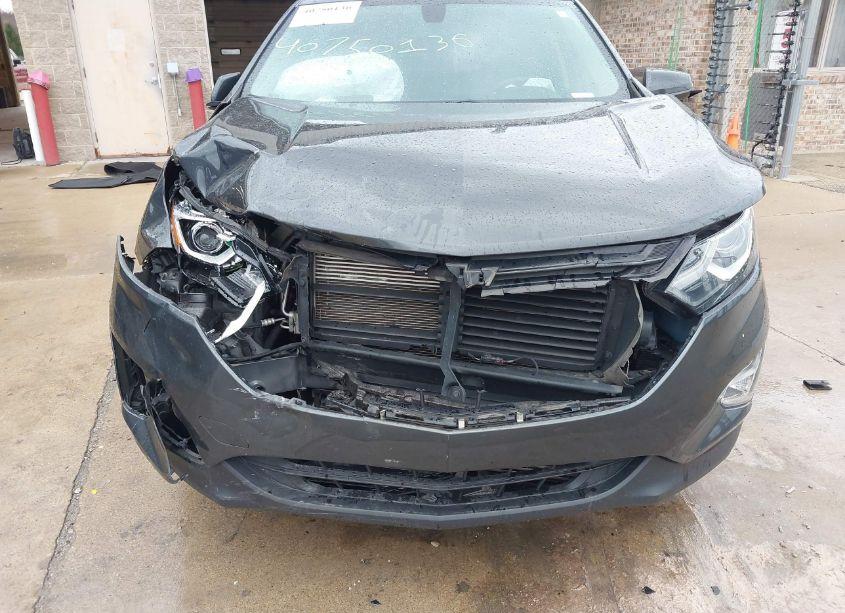 Photo 6 of 2019 Chevrolet Equinox LT (VIN 2GNAXVEX8K6252258)