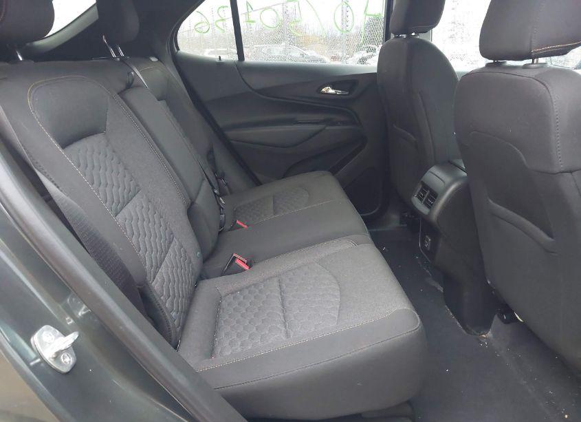 Photo 8 of 2019 Chevrolet Equinox LT (VIN 2GNAXVEX8K6252258)