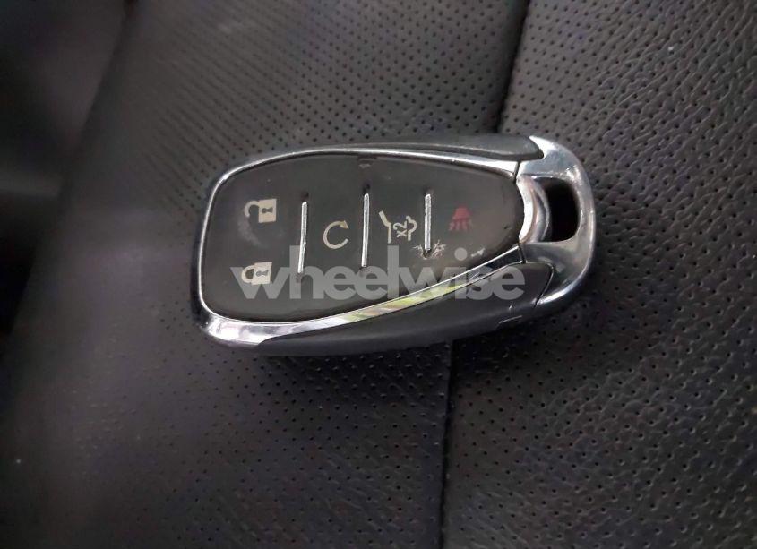 Photo 11 of 2020 Chevrolet Equinox AWD LT 2.0L TURBO (VIN 2GNAXVEX8L6241939)