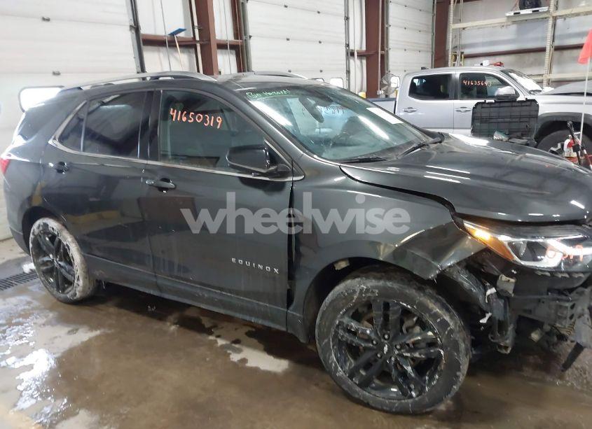 Photo 14 of 2020 Chevrolet Equinox AWD LT 2.0L TURBO (VIN 2GNAXVEX8L6241939)