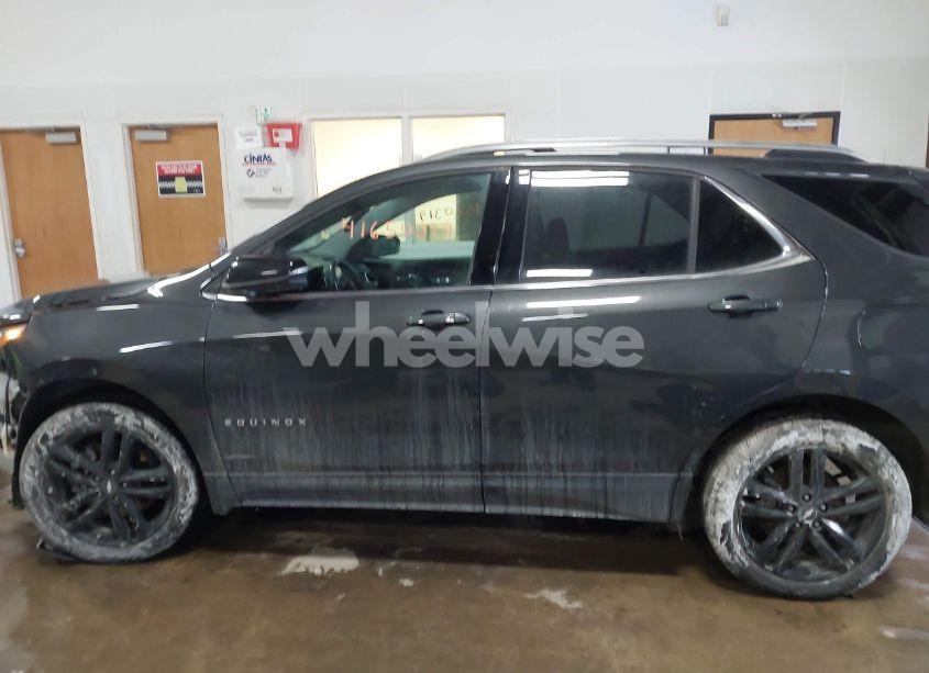 Photo 15 of 2020 Chevrolet Equinox AWD LT 2.0L TURBO (VIN 2GNAXVEX8L6241939)