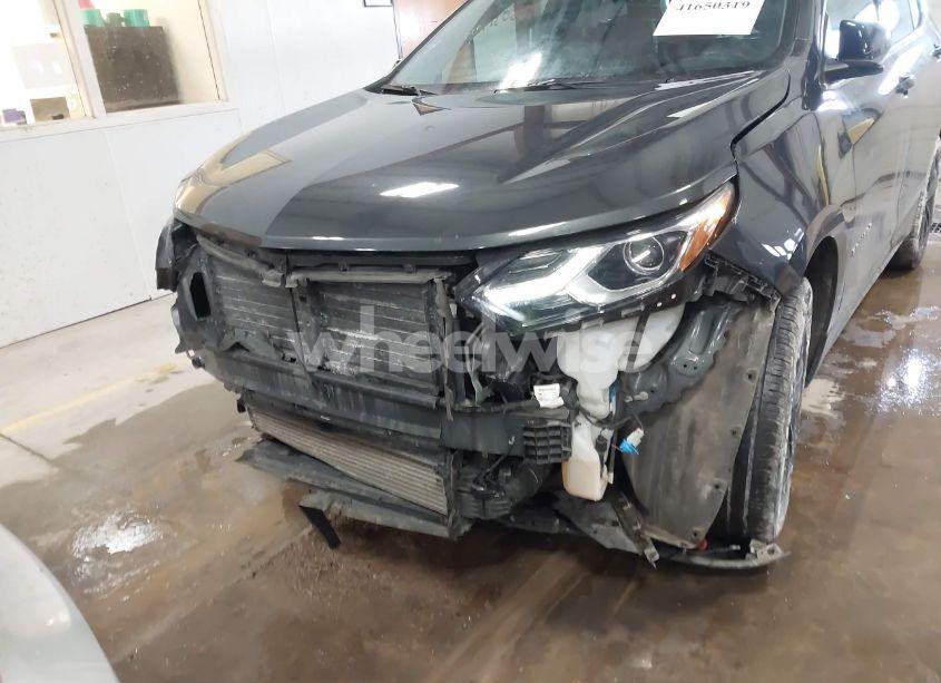 Photo 6 of 2020 Chevrolet Equinox AWD LT 2.0L TURBO (VIN 2GNAXVEX8L6241939)