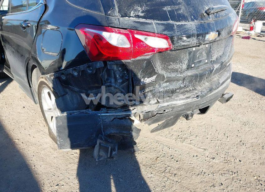 Photo 6 of 2019 Chevrolet Equinox LT (VIN 2GNAXVEX9K6246436)