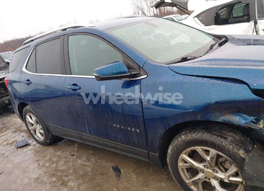 Photo 14 of 2019 Chevrolet Equinox LT (VIN 2GNAXVEX9K6273510)