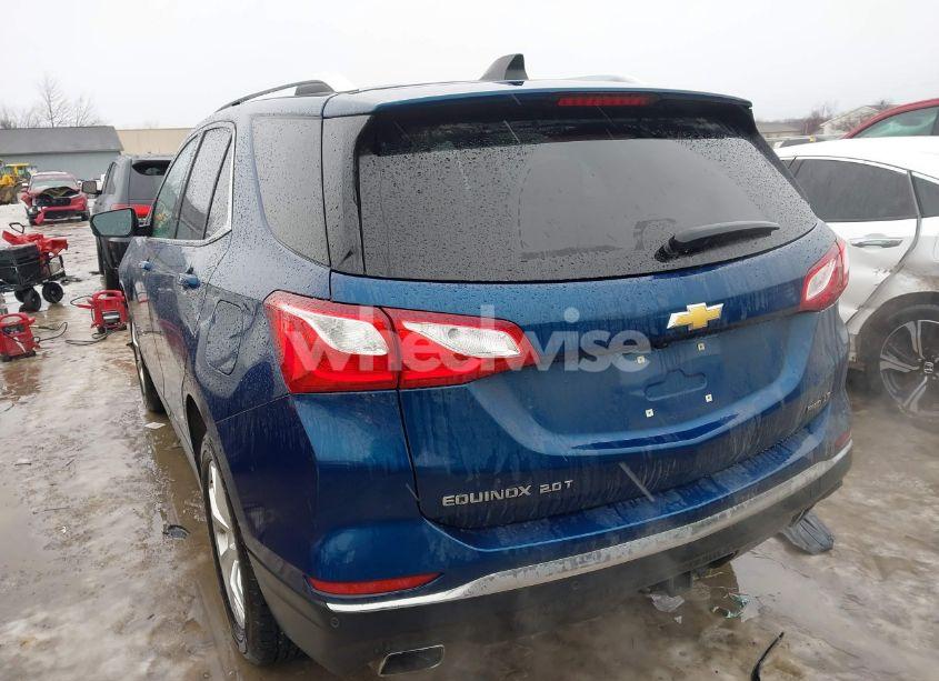Photo 3 of 2019 Chevrolet Equinox LT (VIN 2GNAXVEX9K6273510)